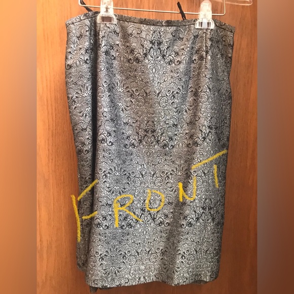 John Meyer Collection Women’s Suit with Skirt - Picture 5 of 12